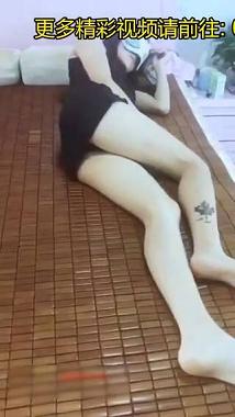 网红人妻少妇鹿少女现场直播演绎情景剧之打工妹宿舍午休被猥琐哥偷偷啪啪了高潮体外爆射