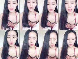 手机直播漂亮少妇主播自扣喷水秀喜欢的不要错过