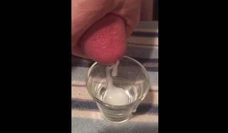 女友为了要皮肤白皙每天吃我精子保养