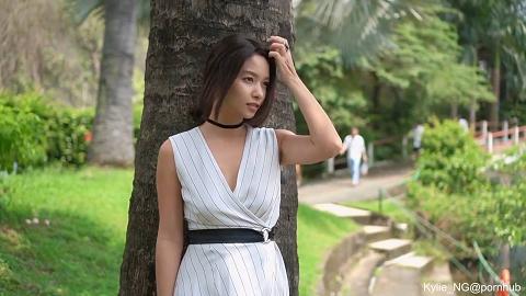 甜美系女神Kylie_NG合集032Kylie_NGFlashinginPublicGarden