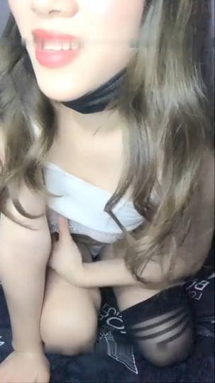 蜜臀粉包双人啪啪大秀顔值高身材好