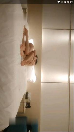 午夜探花1月19日直播酒店偷拍清纯长腿兼职美女