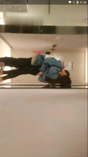 午夜寻花2月19号酒店偷拍兼职白领眼镜妹1