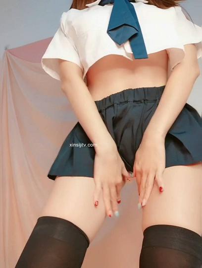 最新微博网红嫩妹柠檬味的桃桃酱请叫桃姐姐JK制服学生妹淫语自述二指禅水晶棒自慰高潮喷水对白淫荡