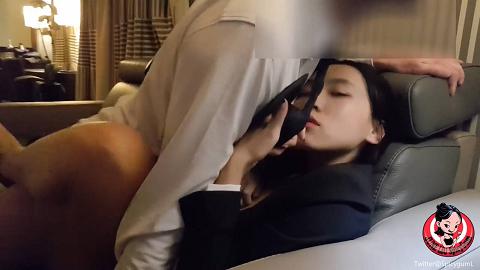 处罚我第一天上班就迟到的男下属