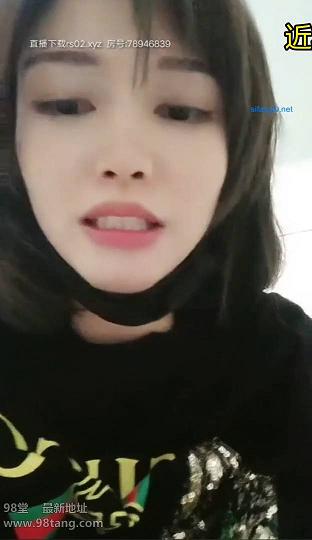 甜美短发妹子和炮友厕所啪啪，舔奶口交掰穴毛毛浓密扶著后入