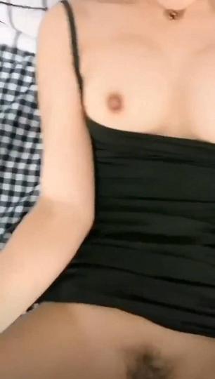 小骚货被操的直叫“爸爸不要”顔射肛交3V1