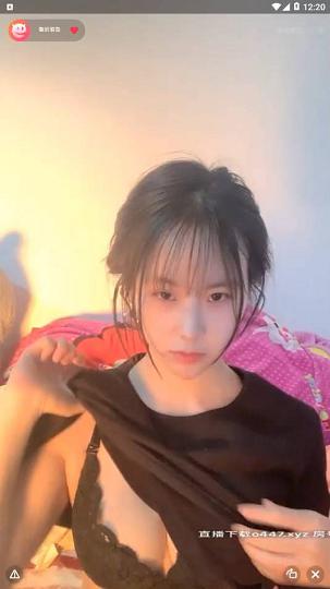 国产极品主播三藏吖系列20200223001945_Trim