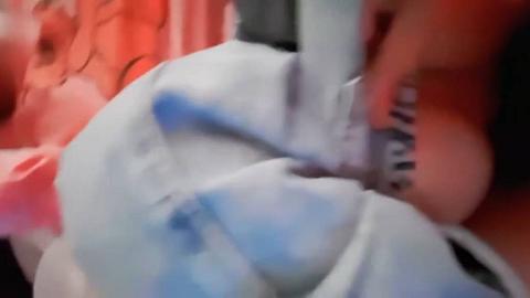 AI画质增强超棒身材S级美臀网红美女一只小嘤嘤和男友性爱私拍流出喜欢骑乘坐屌跪舔J8的美女无套操最爽了