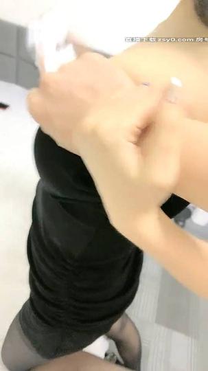 美腿主播AVOVE_2020.09.17‖酒店‖吊带包臀裙‖黑丝高跟‖操得没有力气站路了