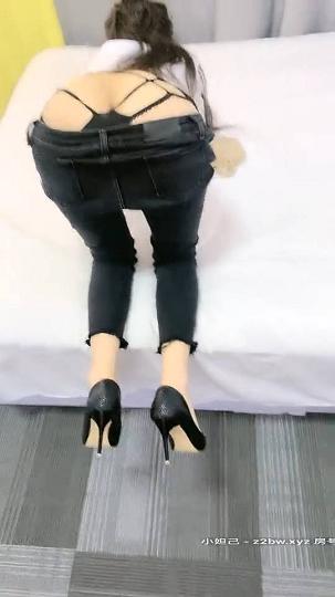 美腿主播AVOVE_2020.12.23‖酒店‖白长袖黑牛仔裤‖肉丝高跟‖渴望被内射_T