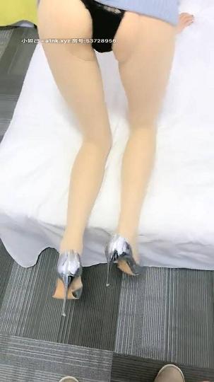 美腿主播AVOVE_2021.03.06暴操开档肉丝御姐