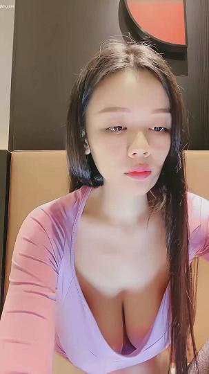 超高颜值九头身巨乳大美女南贝贝12261