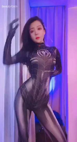 臀围98土豪福利身材超棒被土豪在各种包房猛草91V高清原版20210625-16144265_new