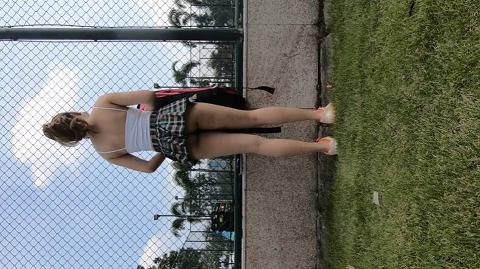 超性感的羽毛球短裙少女NO胖次丝袜露出，希望大家喜欢1