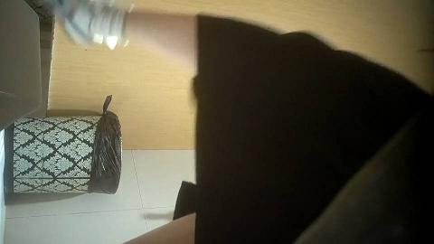 新年厕拍礼包2021首发全景厕拍无水印原版-黑长裙丰满学妹第一次见网友就被啪啪了掩面哭泣闺蜜一直问她你后悔啦