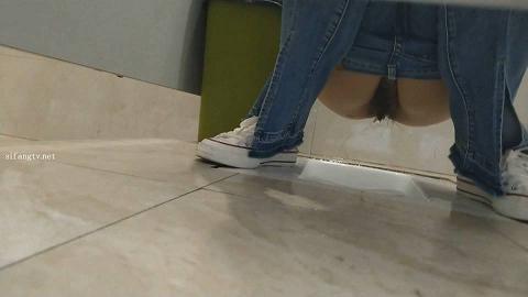 新年厕拍礼包尾随跟踪37