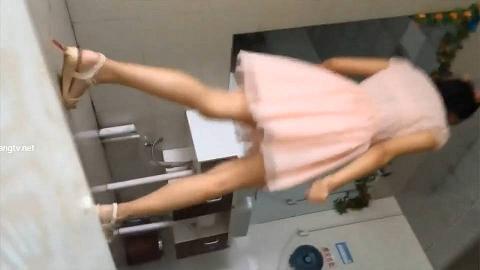 新年厕拍礼包尾随跟踪60