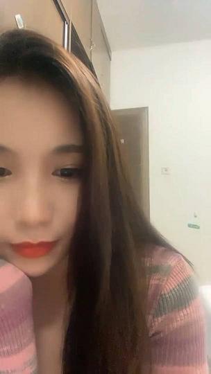 甜甜的广东G奶女神GG小金条深夜初下海漂亮年轻丰满GG小金条_20220309215938166