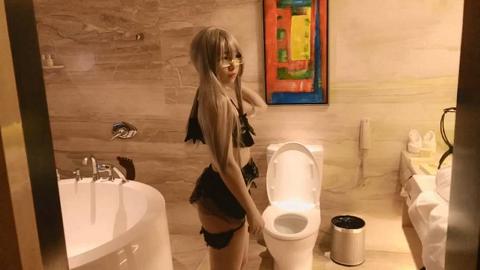 清纯萝莉塔各种COS，酒店啪啪啪224