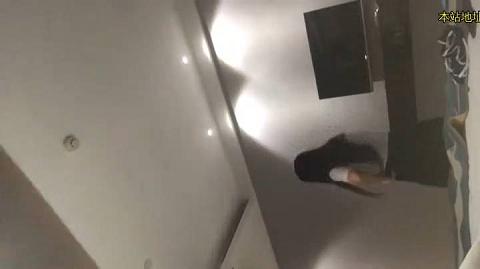 清纯萝莉塔各种COS，酒店啪啪啪233