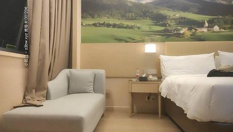 近期颜值天花板，性格温柔，极品女神，花式啪啪