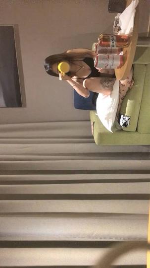 2021-9-28666绿帽白