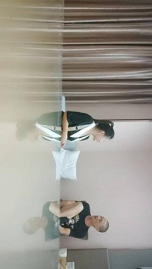 2021-9-28利哥丶探花深夜约肉