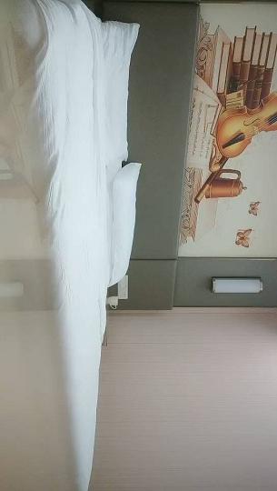 2021.9.28，利哥探花，瓜子脸