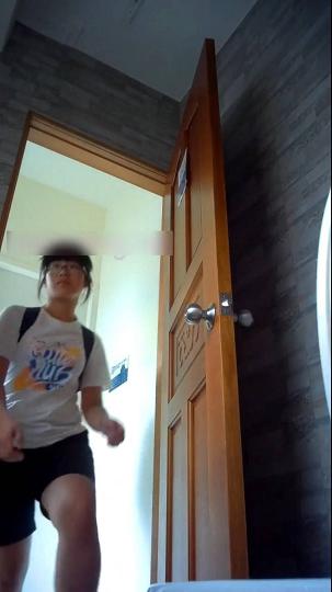 游乐场全景偷拍多位漂亮的大屁股美女最完美的角度12