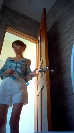 游乐场全景偷拍多位漂亮的大屁股美女最完美的角度13