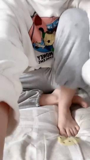 易直播主播猪猪想要收作业，猪猪少女福利视频26