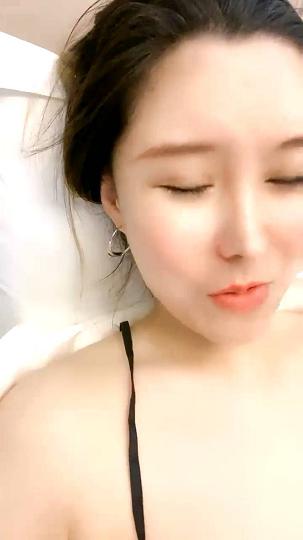 粉嫩小穴boyn自慰啪啪合集boyn-202205172