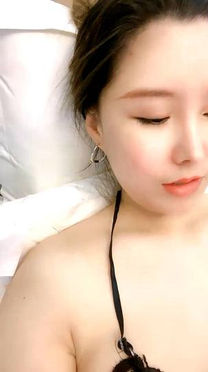 粉嫩小穴boyn自慰啪啪合集boyn-202205173