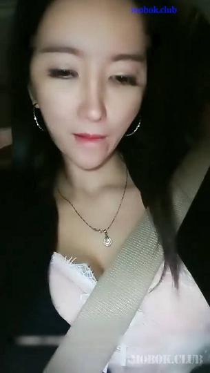 极品韵味美少妇KTV赴约一桌啤酒下肚喝嗨了在包间脱掉衣服跳舞拿啤酒瓶插臊茓[12G_MP4_02_52_19]