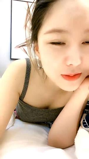 粉嫩小穴boyn自慰啪啪合集boyn-20220429