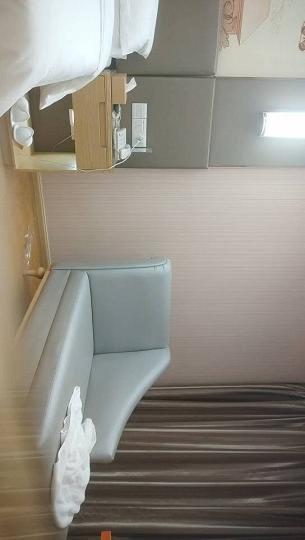 2021-12-29《用利抽插》深夜再戰短裙美女，超近視角