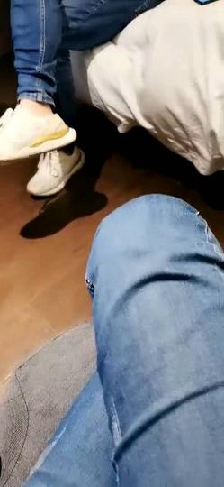 屌哥全國探花，2000網約上門小姐姐，一對大胸超誘人