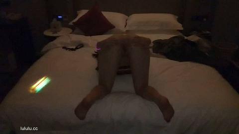 萌萌的奶卉重口_大把荧光棒1插9入