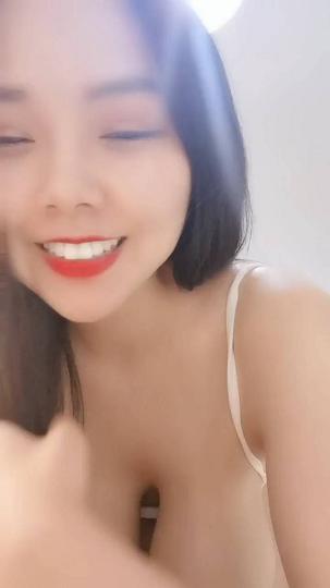 巨乳坦克主播38H罩杯妹妹38H罩杯妹妹6302