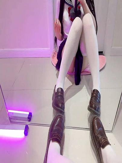 蔡小熊七七小野樱双马尾小萝莉尤物白虎白丝Lolita蔡小熊19