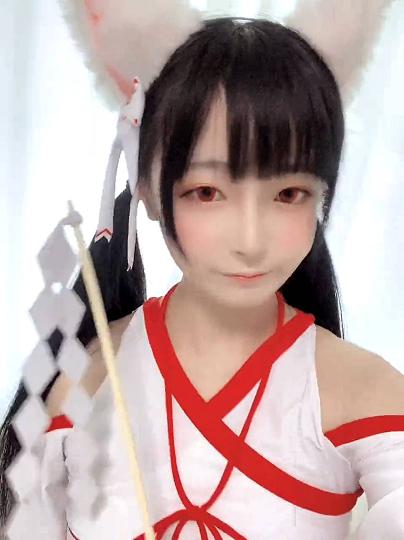 超美福利姬萝莉套图加视频福利857.mov