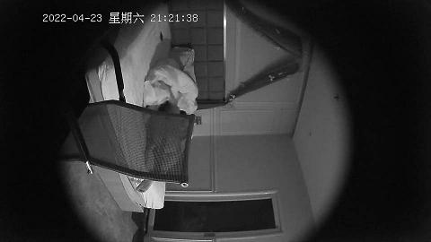 2022年4月23-24最新酒店安防摄像头偷拍清纯极品学生妹被男友爆操调教--0423-2