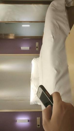 202195，小马寻花，深夜约操兼职小姐姐，害羞腼腆刚下水，风月老将肆意调教啪啪，呻吟动听俏佳人