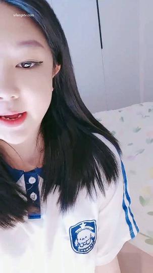 挑战全网最馒头的B~19岁女孩江苏少女白虎一线天超大奶5.avi