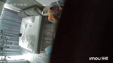 2022-8-24-27最新流出乐橙酒店摄像头偷拍周末激情多对男女啪啪掌握最后的余温0827-4