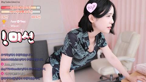 美女主BJ尹乔恩播露点最新合集alsals012-03.13.36.043-03.17.16.421-seg2_1