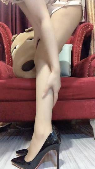 足控福利极品美腿足交定制视频福利044