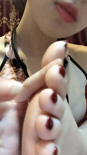 足控福利极品美腿足交定制视频福利042