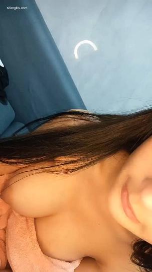 G奶女神！！超乖的小财迷吖真的超级大，我要射了！~1.avi